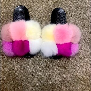 Pom Pom Fur slides